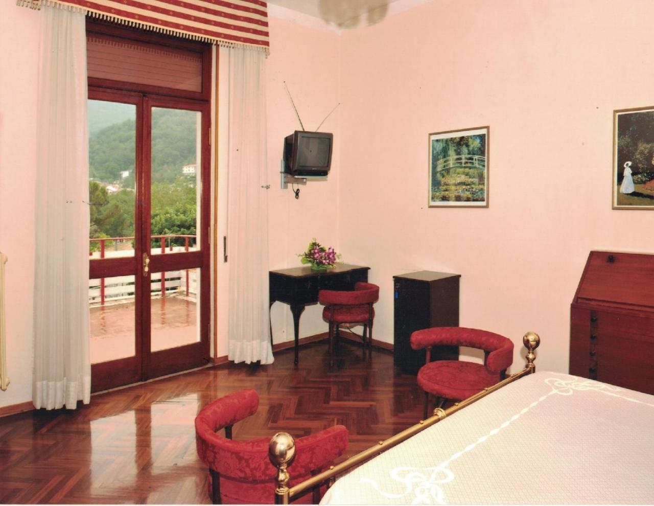 Albergo La Perla Civitella Roveto Ngoại thất bức ảnh